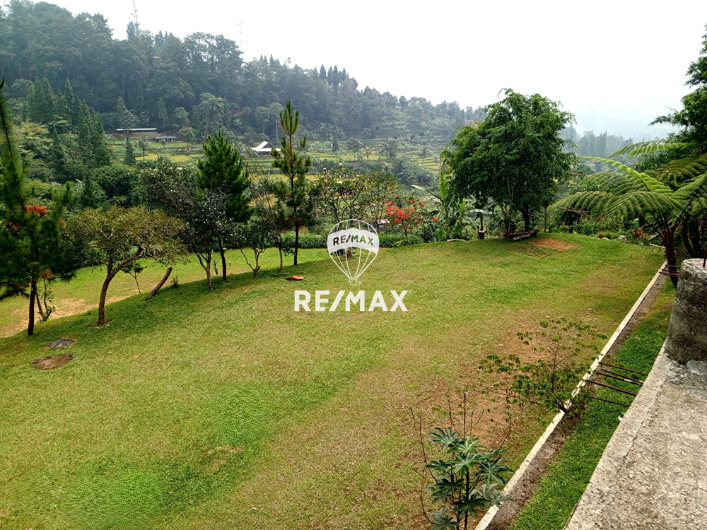 DIJUAL LAHAN KAWASAN MEGAMENDUNG DENGAN PEMANDANGAN INDAH