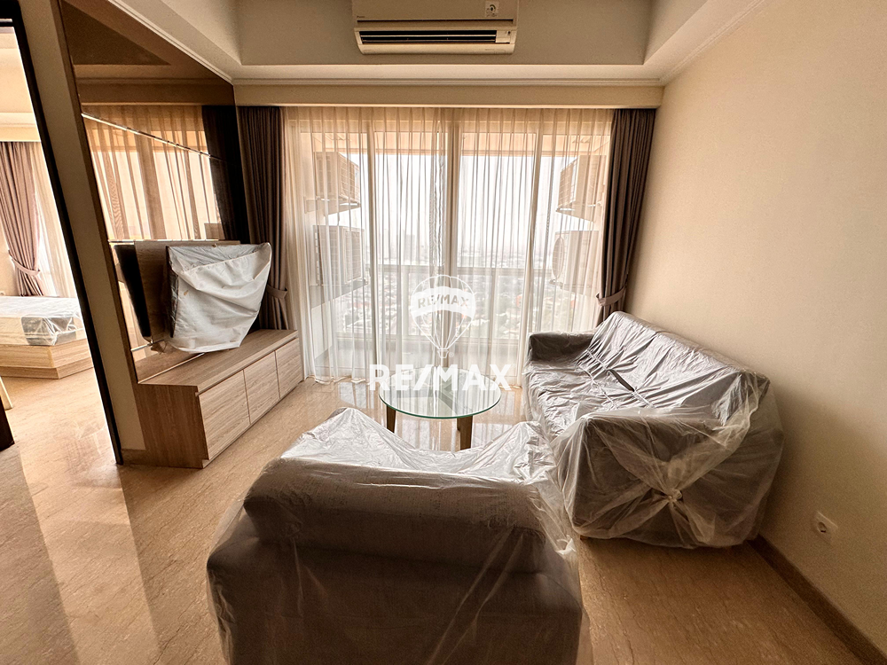 DIJUAL CEPAT 3BR APARTMENT MENTENG PARK FULLY FURNISHED CITY VIEW